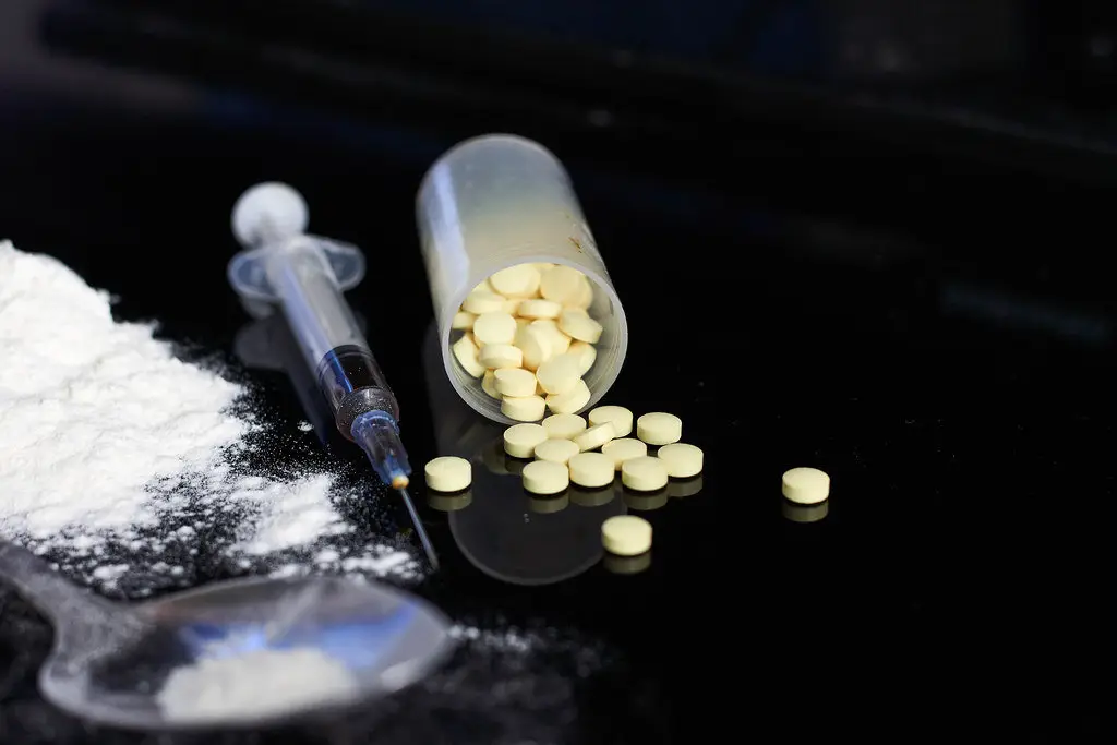 Home 10 Drug de-addiction